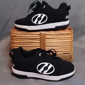 Heelys Shoes Boys size 7